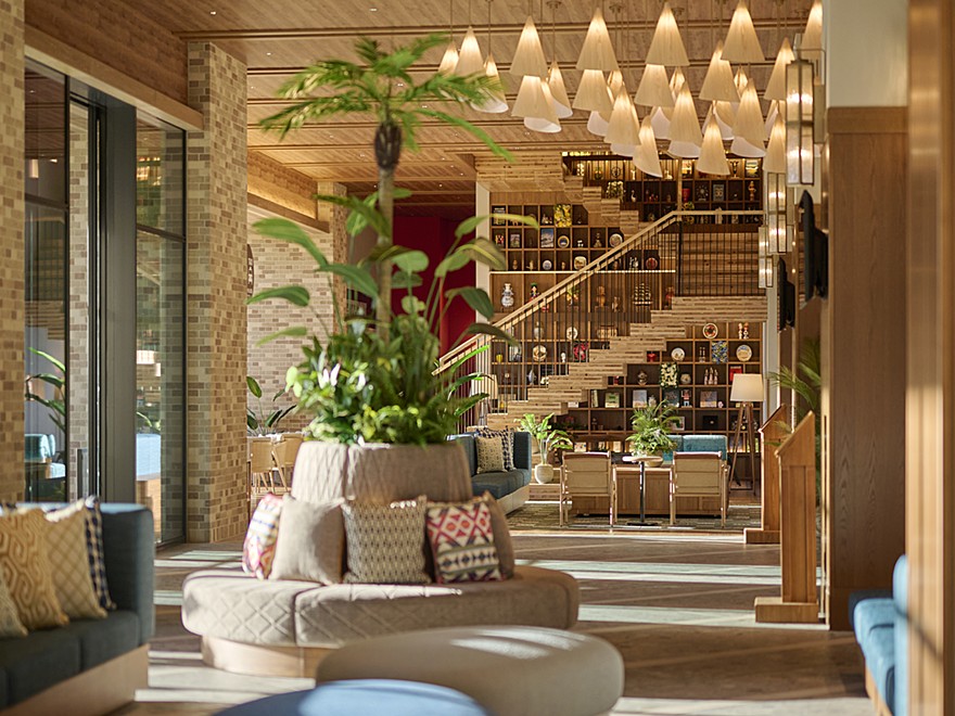 ◇室数限定の高層階確約プラン◇ お部屋からの景色をお楽しみください！　(素泊まり)